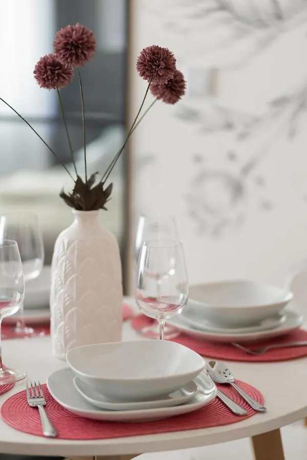 Pulawska Elegant Apartment Warsaw Mokotow By Renters